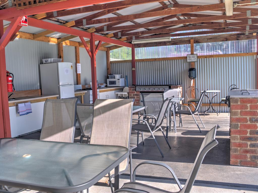 High Country Holiday Park Mansfield Ngoại thất bức ảnh
